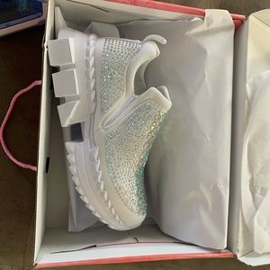 White bling sneakers size 7 fits like a 7.5 new